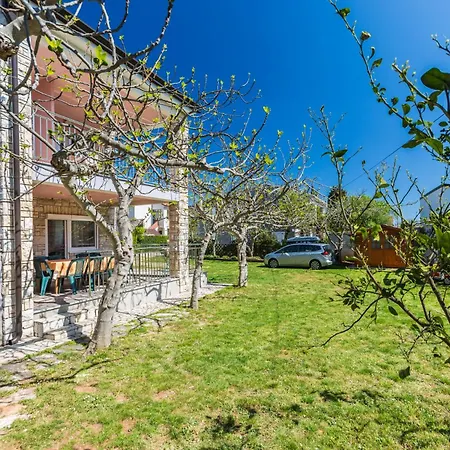 Apartmán Alojzija - Veliki Ground Floor - Mpolo